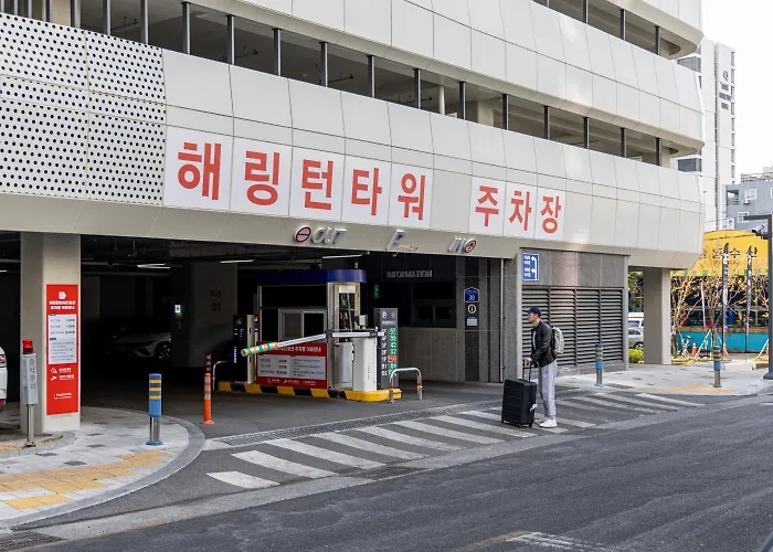 Apartment #gwangan Bridge#광안리해수욕장#광안대교뷰#해변뷰#헬스사우나#코니하우스 Busan